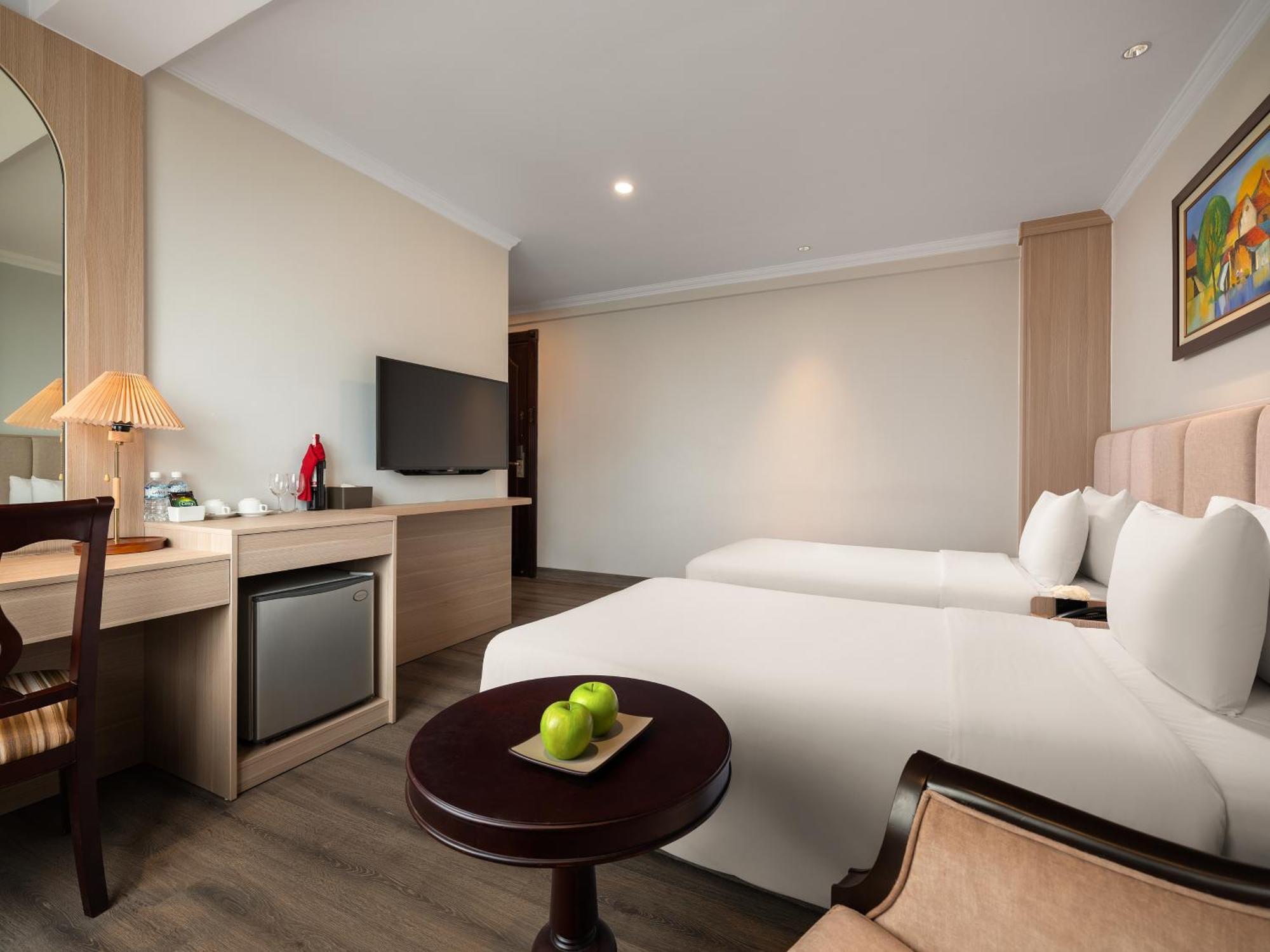 Minasi Premium Hotel Hanoi Exteriör bild